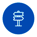 Blaues, rundes Symbol mit einer weißen Wegweiser-Grafik, die zwei Richtungspfeile auf einem einzigen Pfosten zeigt.